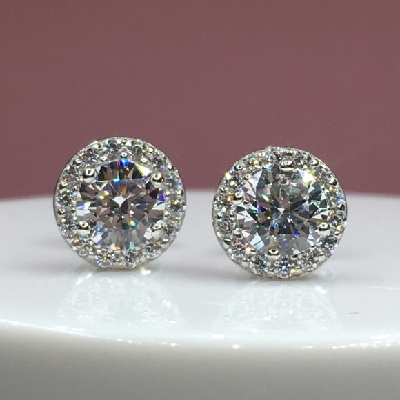 Jewelry - 14k white gold halo diamond stud earrings 1.5 ct